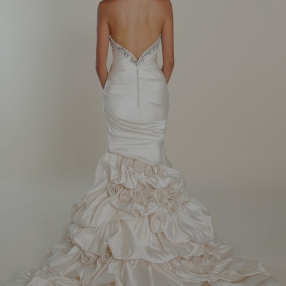 Winnie Couture wedding dress 4 6 8 - Picture 7 of 13